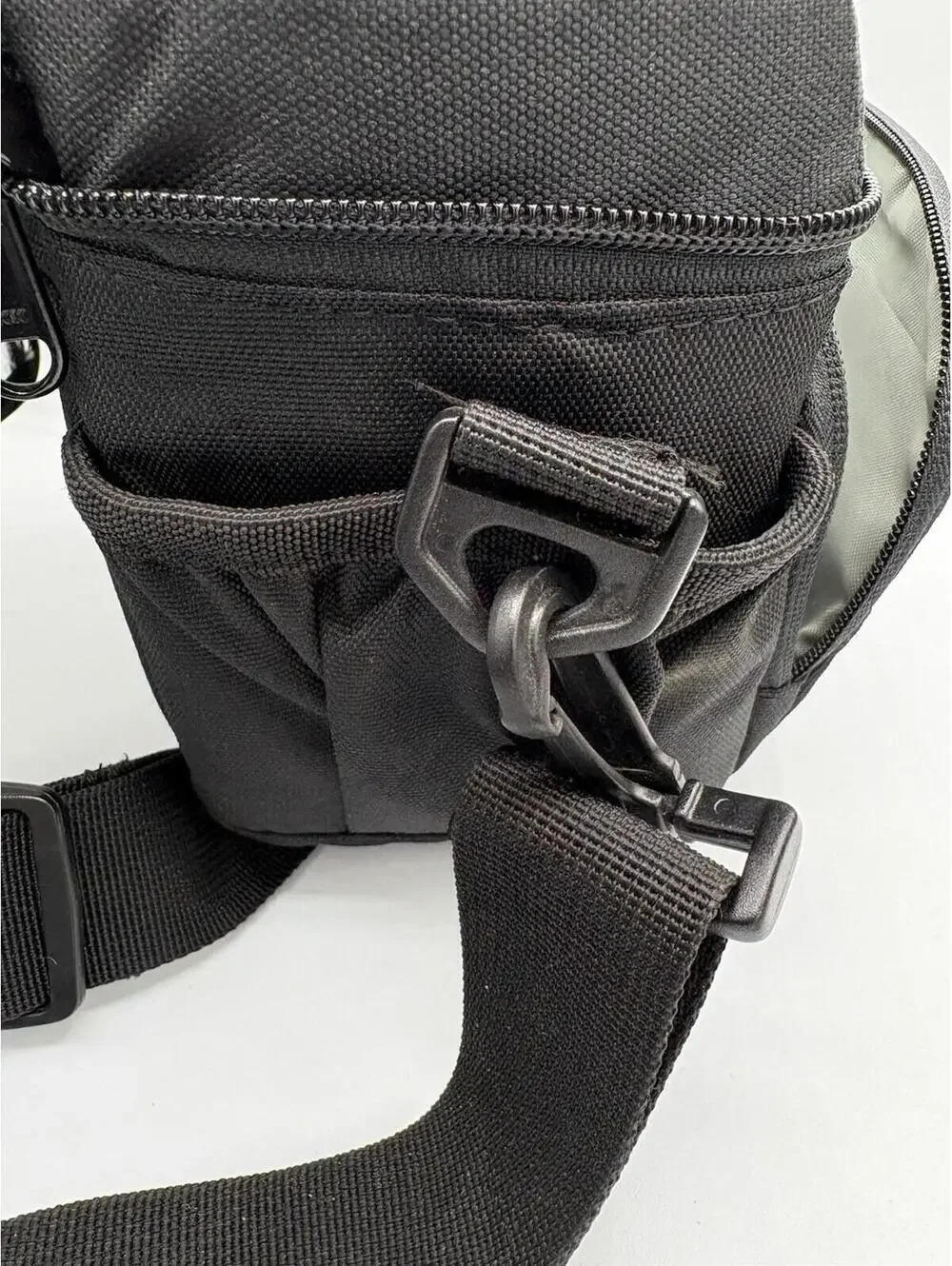 Lowepro Adventura 120 DSLR Camera Case Bag With Strap Black Travel Padded